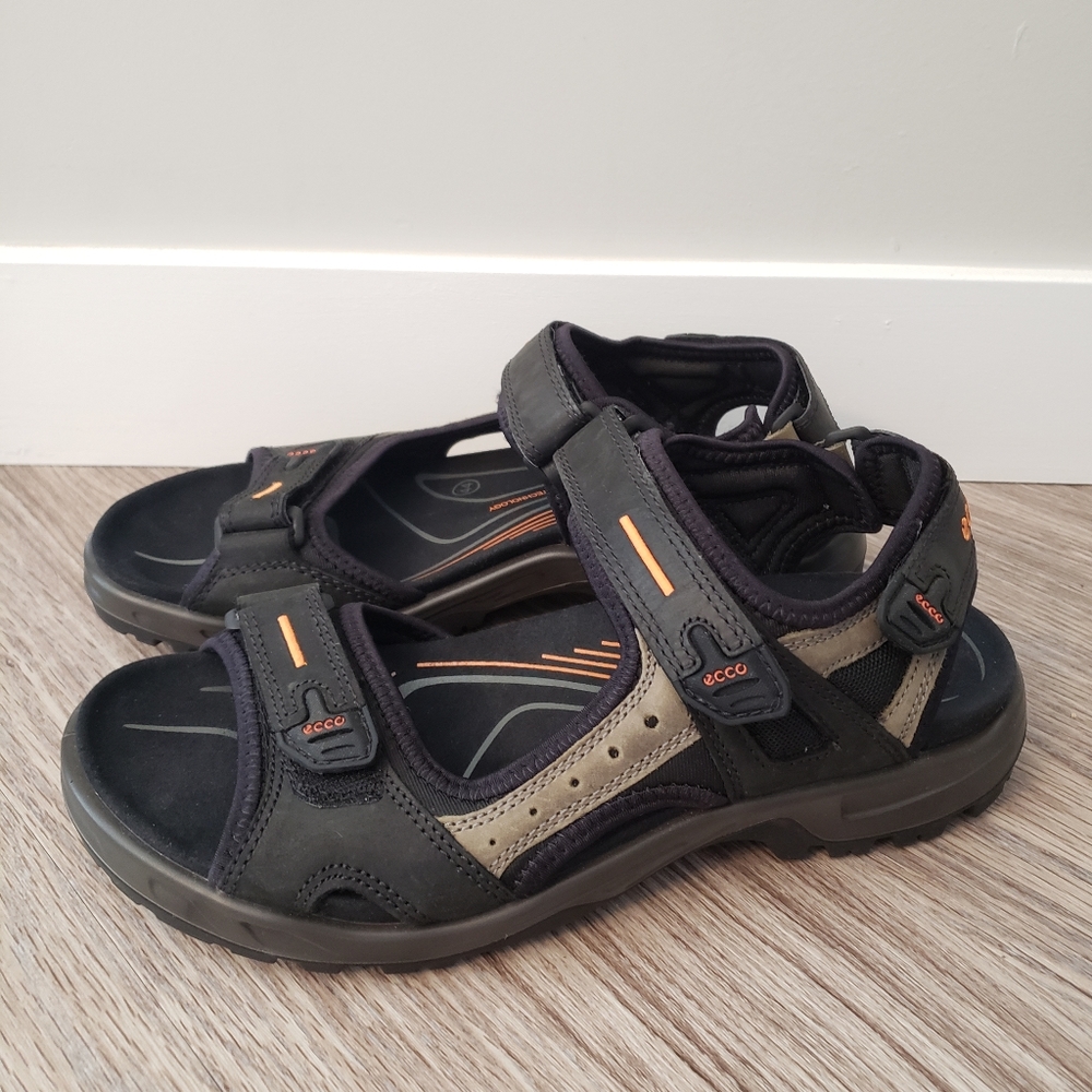NWT Ecco Eucatan athletic sandals, size EU 44, US 10-10.5